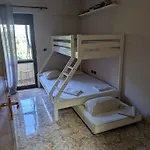 Albania * ドゥラス